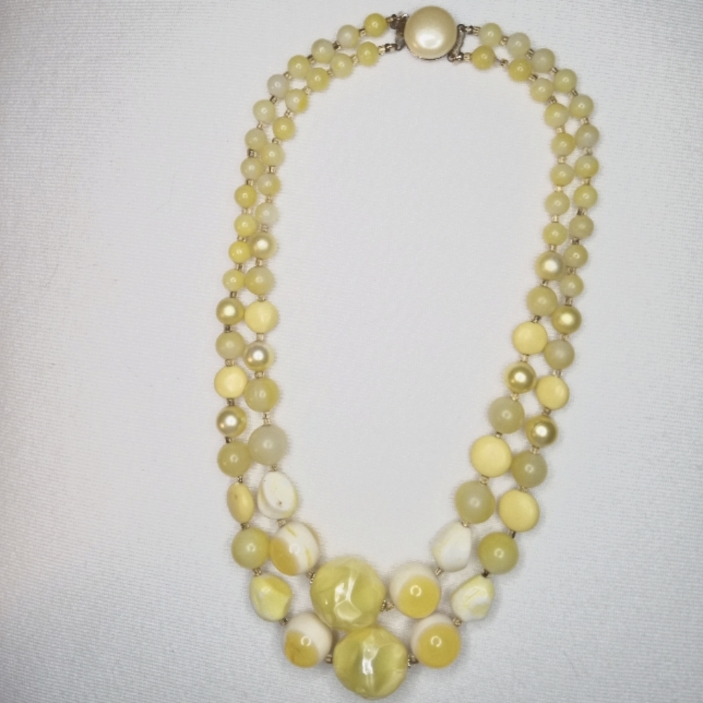 Vtg Double Strand Bead Necklace